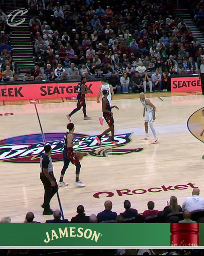 It's Aussie madness in @RocketArena. 😤

@TyreseProctor | #LetEmKnow 