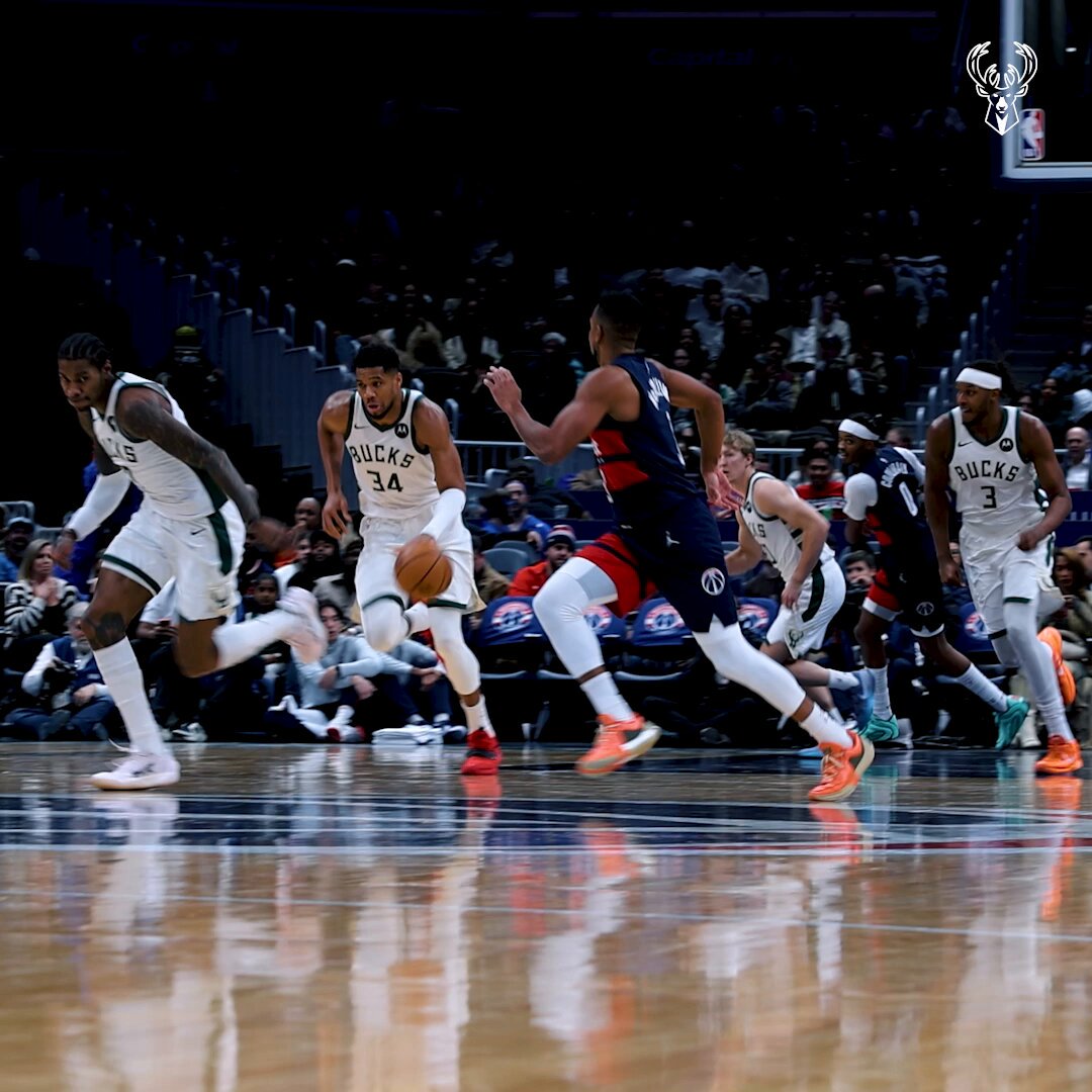 GA and KPJ have combined for 30 points at the break. 