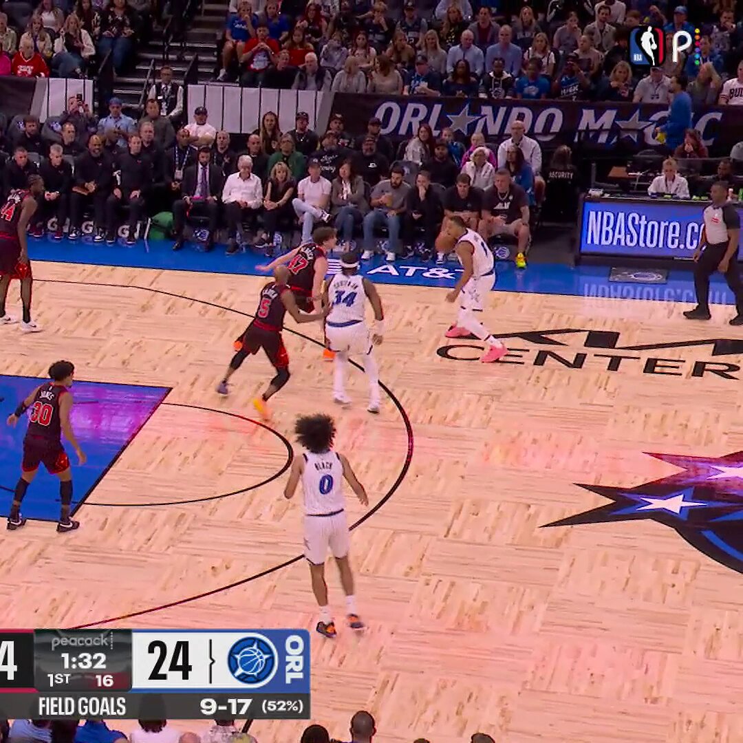 Desmond Bane powers the @OrlandoMagic to their 6th win in 7 games!

🪄 37 PTS (18 in 4Q)
🪄 6 REB
🪄 5 AST
🪄 12-17 FGM 