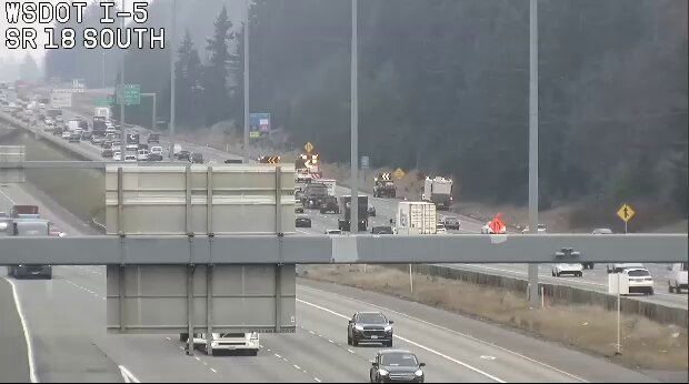 I-5北行き：右車線一時閉鎖🚧
