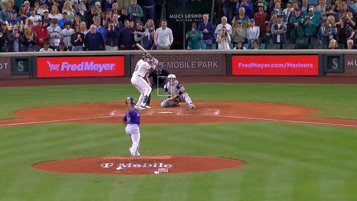 Top Plays of 2025: No. 8

Cal Raleigh becomes the 6th player in MLB history to hit 60 home runs in a season! 