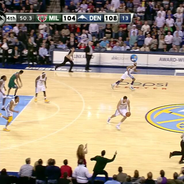 Gallo’s creativity and flair 

Congrats on a special career, @gallinari8888!