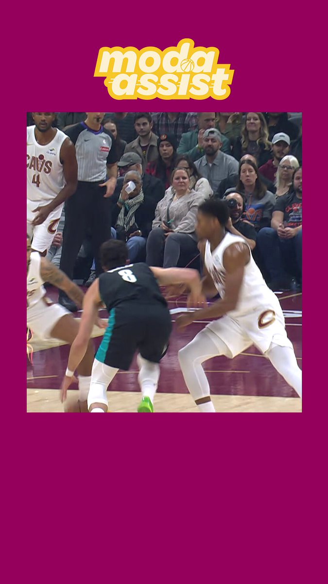 Your @Moda_Health assist of the game 🤝 