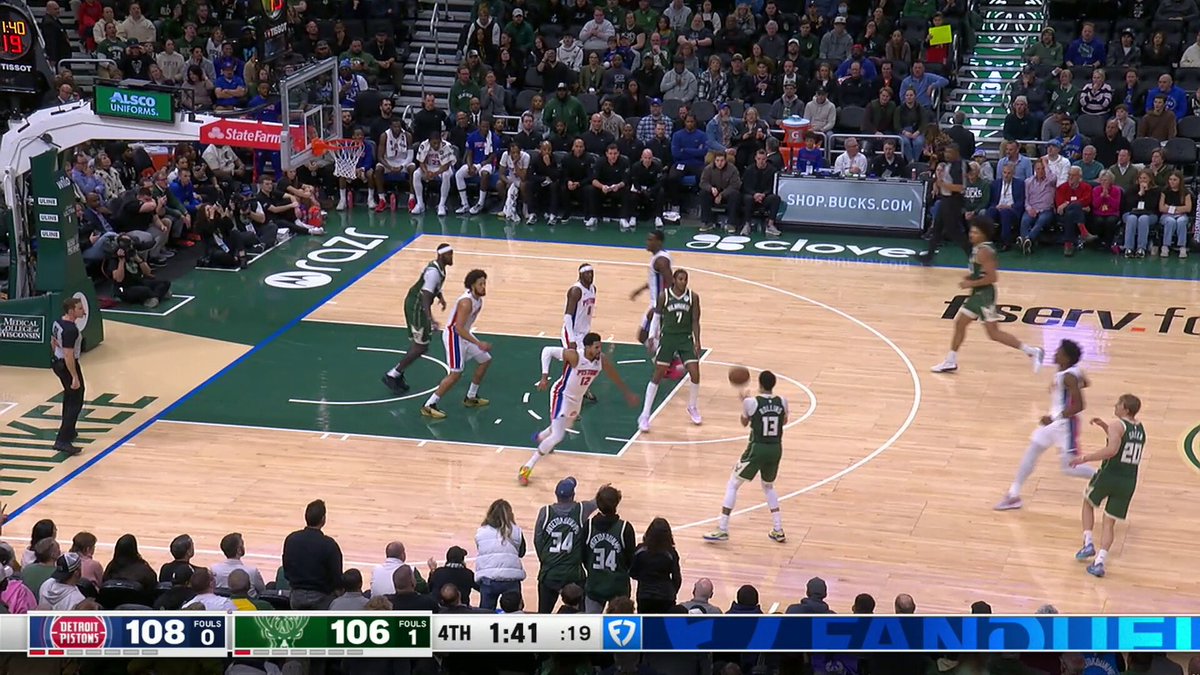 Jericho Sims ties the game!

He has 15 points... a new career-high 👏 