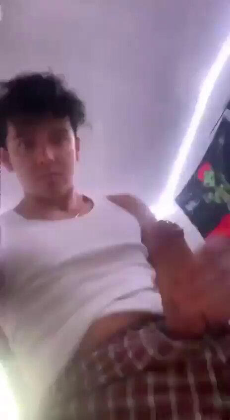 RT @PornKiwi2: Find me here: 20251204020212