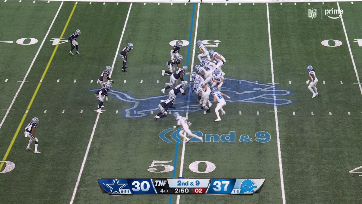 Amon-Ra St. Brown picks up 37 yards!

DALvsDET on Prime Video
Also streaming on @NFLPlus 