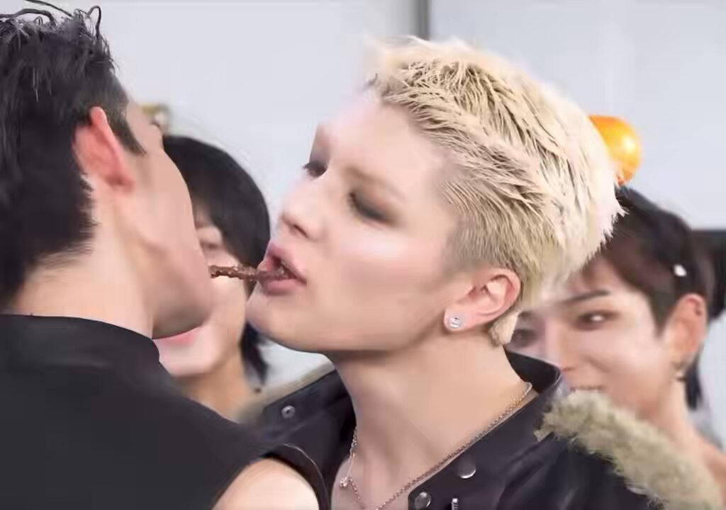 OH MAKI IS INSANEEEE