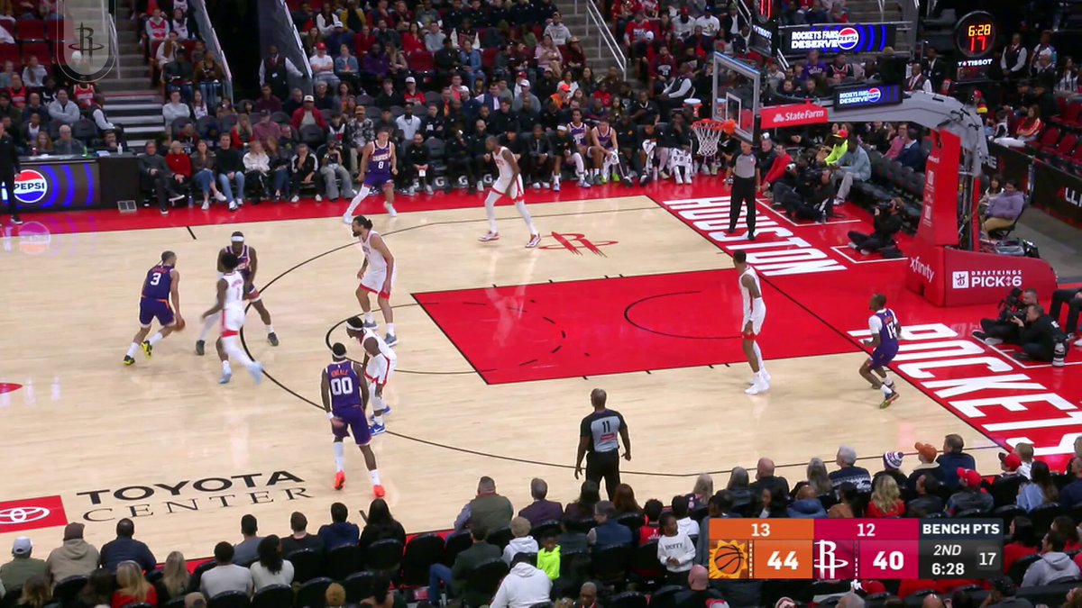 swipe ⬇️ to see these TOUGH KD shots 😮‍💨  