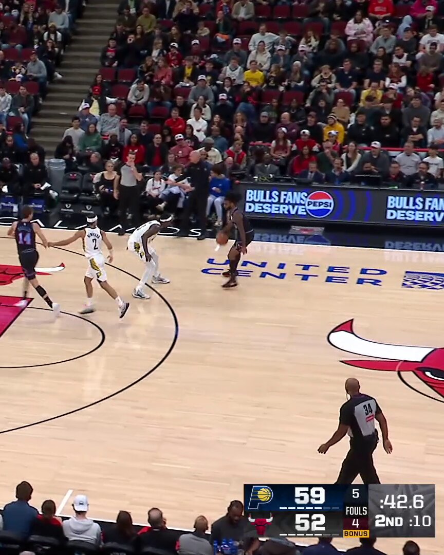 COBY HOW?!

@CobyWhite | @CHSN_Bulls 