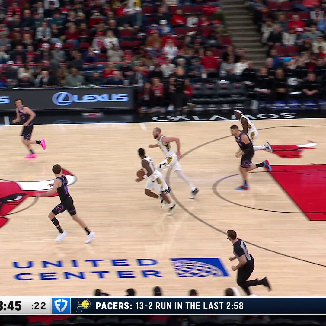 Jay Huff REVERSES it on the slam 

Caps off a 13-0 run for the Pacers vs. CHI on NBA League Pass: