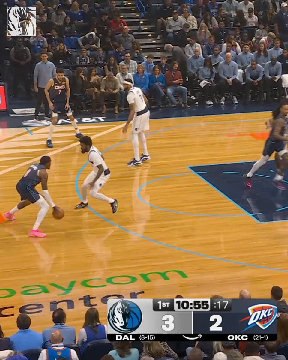 Naji with the grab & go 💨

📺: @NBAonPrime 