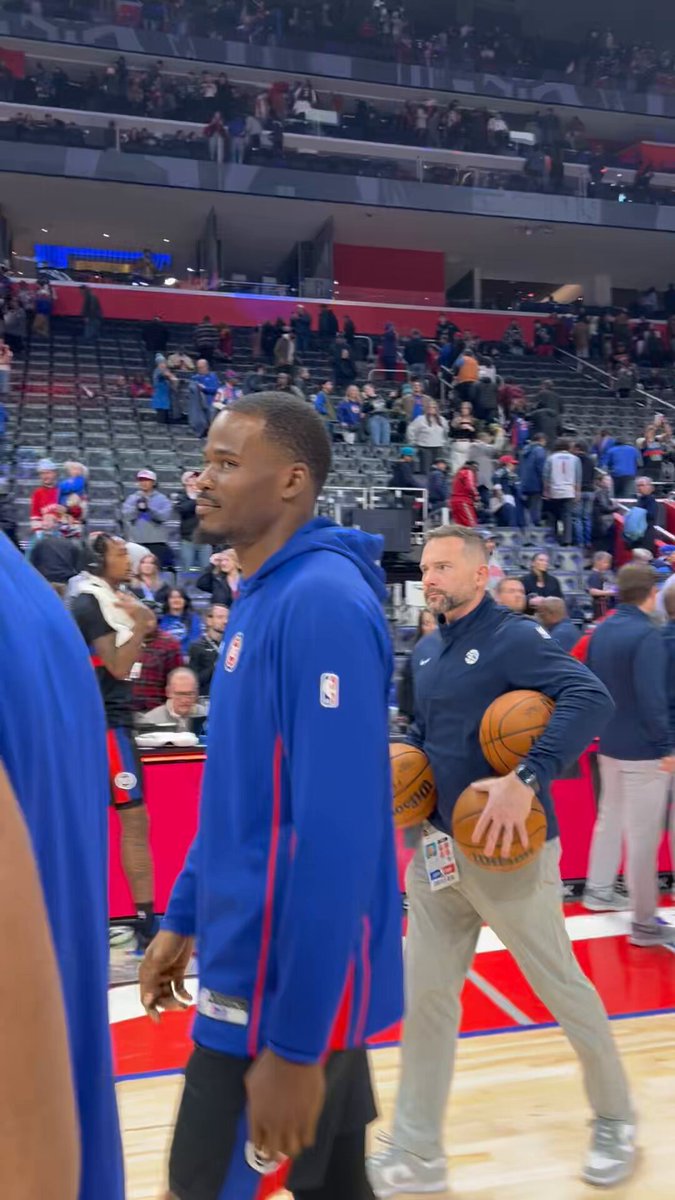 Do your dance @2Xtremebounce 