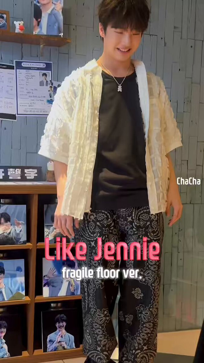 口と鼻を手で押さえて息を止めて撮影した😶‍🌫️😶‍🌫️😶‍🌫️