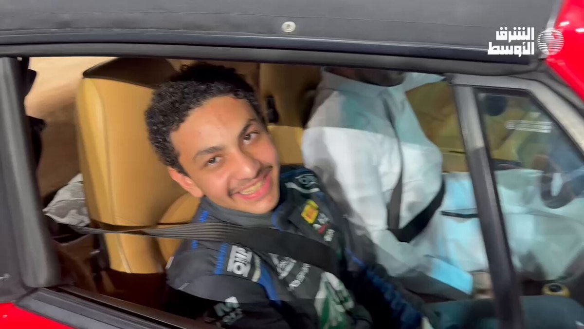 آراء سائقي الفورمولا 4 حول تجربة قيادة سيارات الفنتج قبل انطلاق الجولة الاستعراضية على حلبة كورنيش جدة 