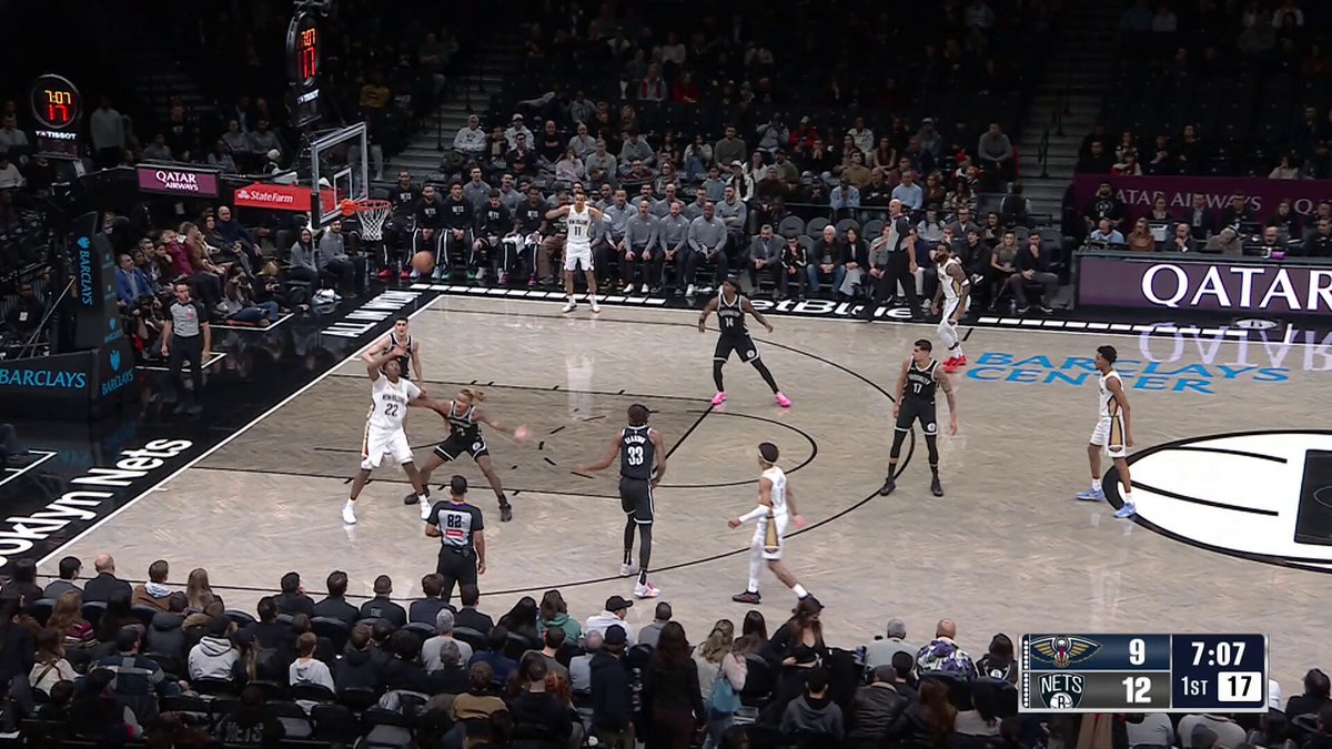 let's go hoop Mr. McGowens 