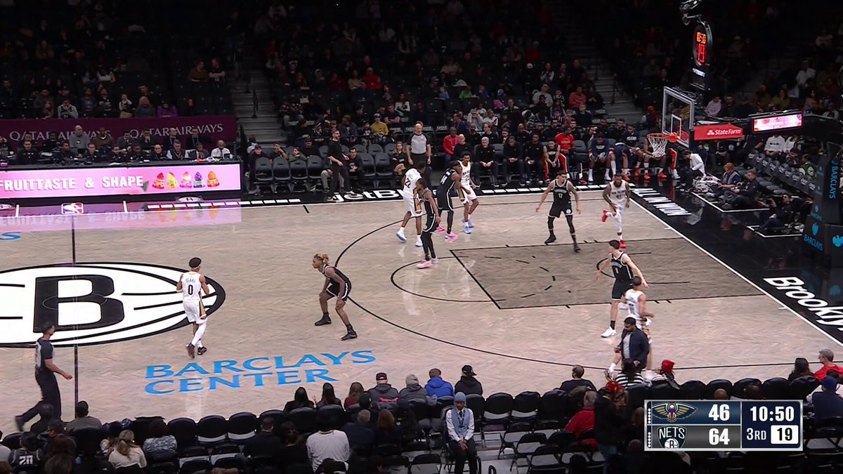 Jeremiah puts the lob on the money, Trey throws it down 