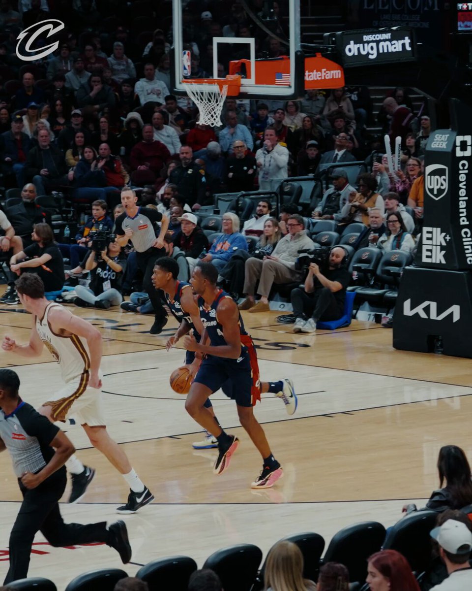 Another look because WOW.

@jaylontyson | #LetEmKnow 