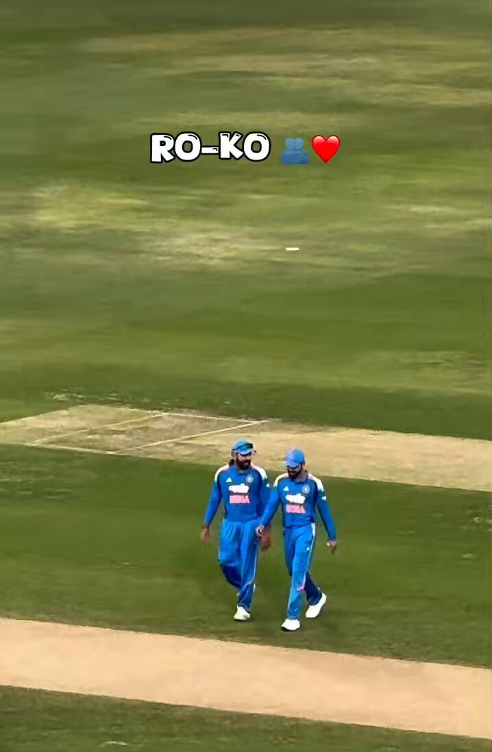 The walk of Rohit Sharma Picture