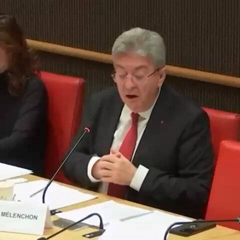 Image for the Tweet beginning: 🚨ALERTE ⚡️"Les catholiques ne font