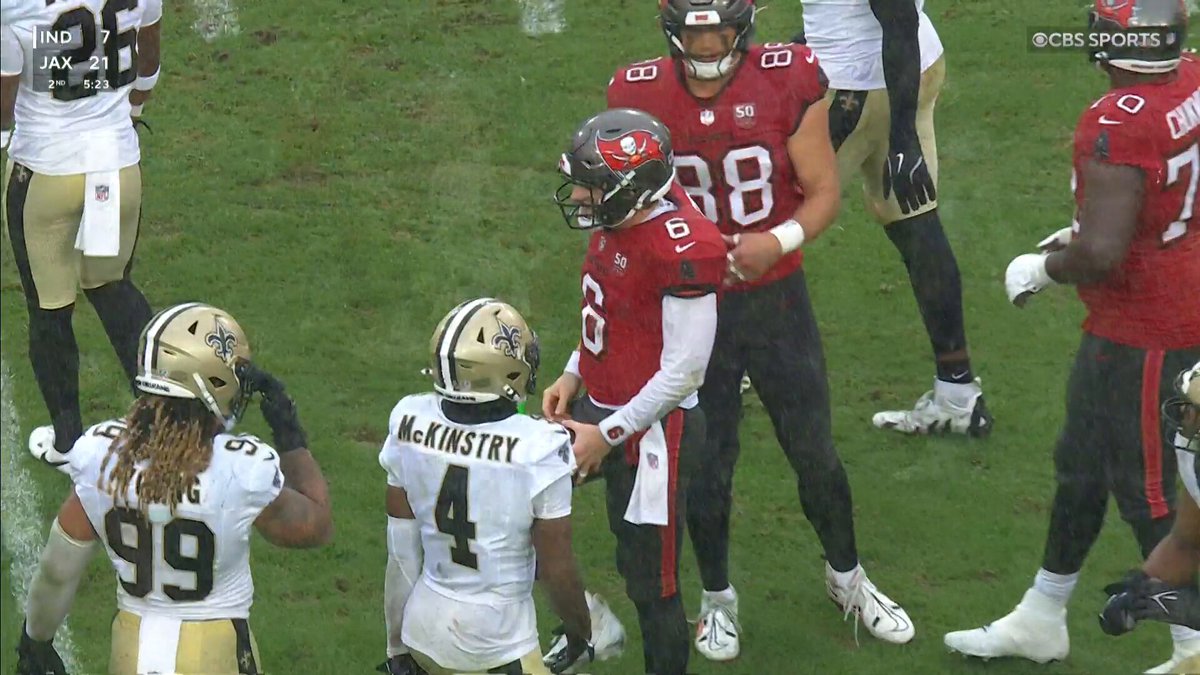 That's our QB 😎

📺: #NOvsTB on CBS
🎉: @BudLight #ForTheCelly 