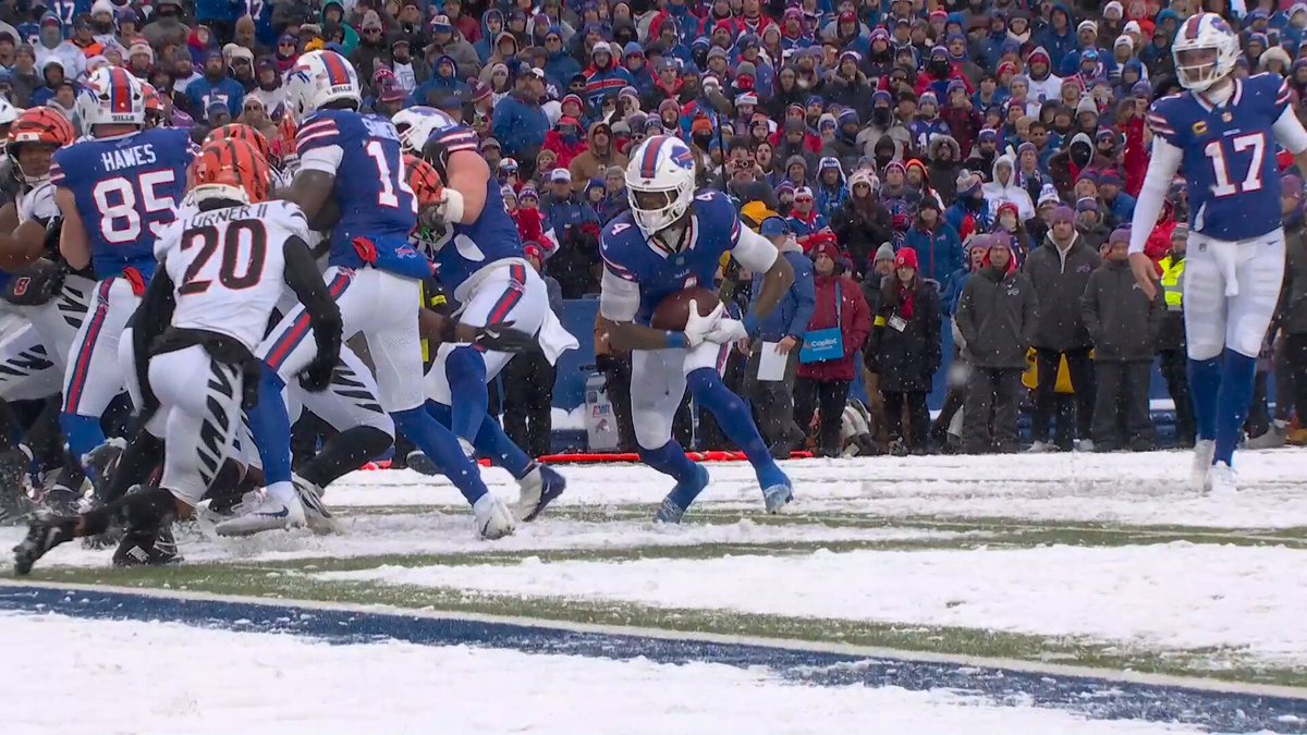 TURNER TURNOVER ‼️

#ProBowlVote + DJ Turner II
📺: #CINvsBUF on FOX 
