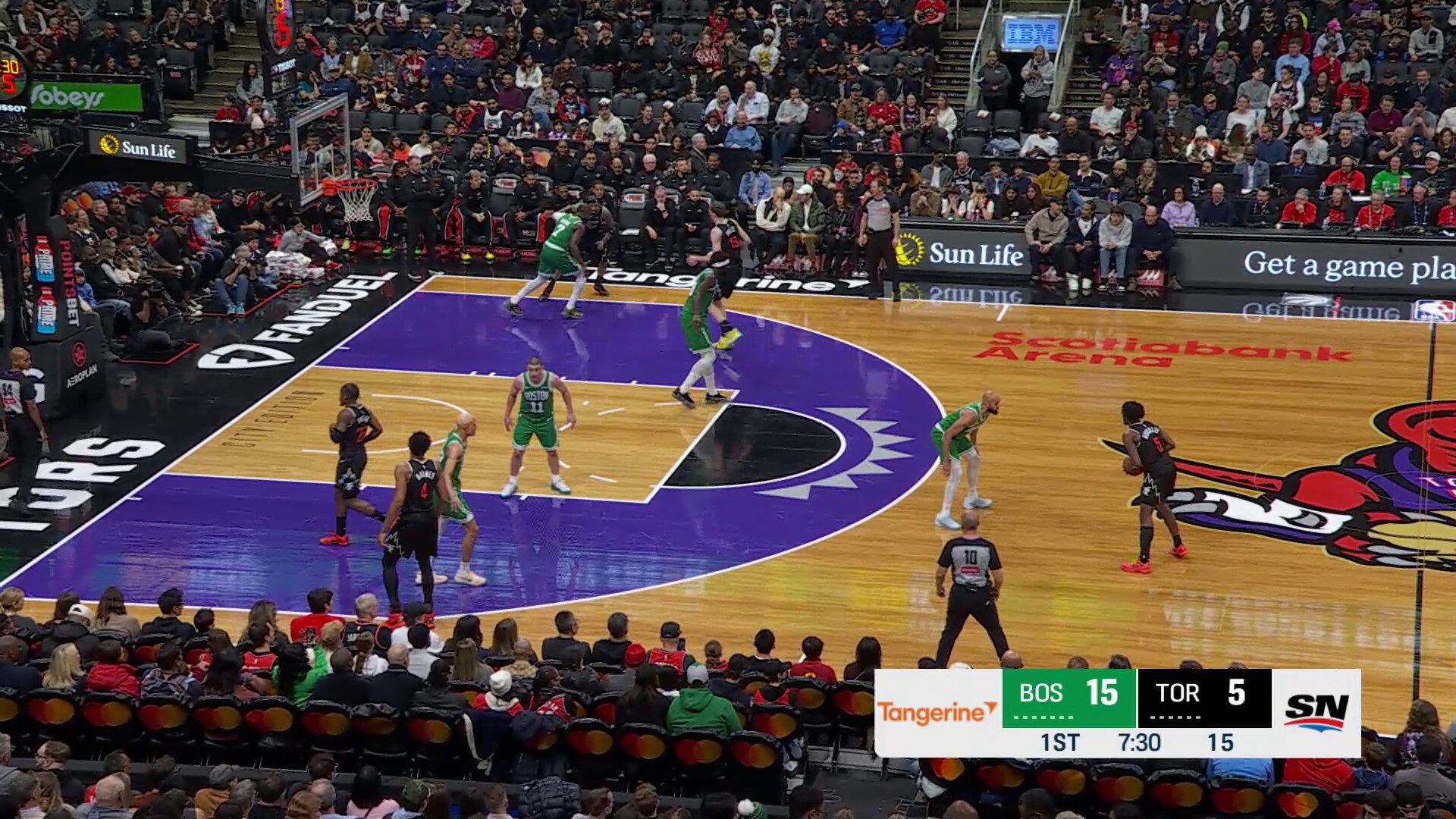 Brandon Ingram connects on the baseline J! 

7 early for BI on NBA League Pass