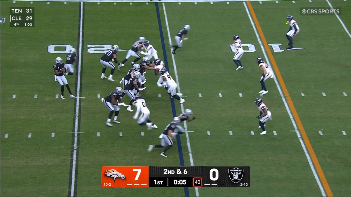 That was smoooooth 🧈

#ProBowlVote + @brockbowers17

#DENvsLV | 📺 CBS 