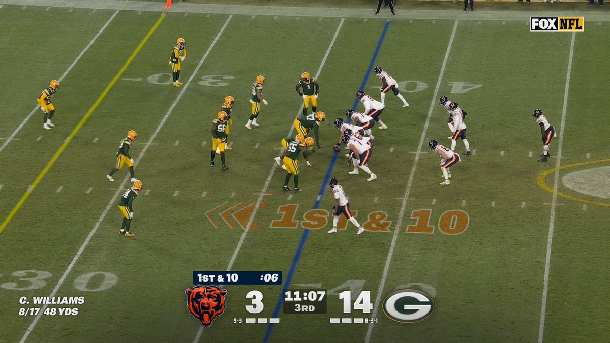 .@CALEBcsw escapes and delivers a dime to @ColeKmet 🤩

📺: FOX | #ProBowlVote 