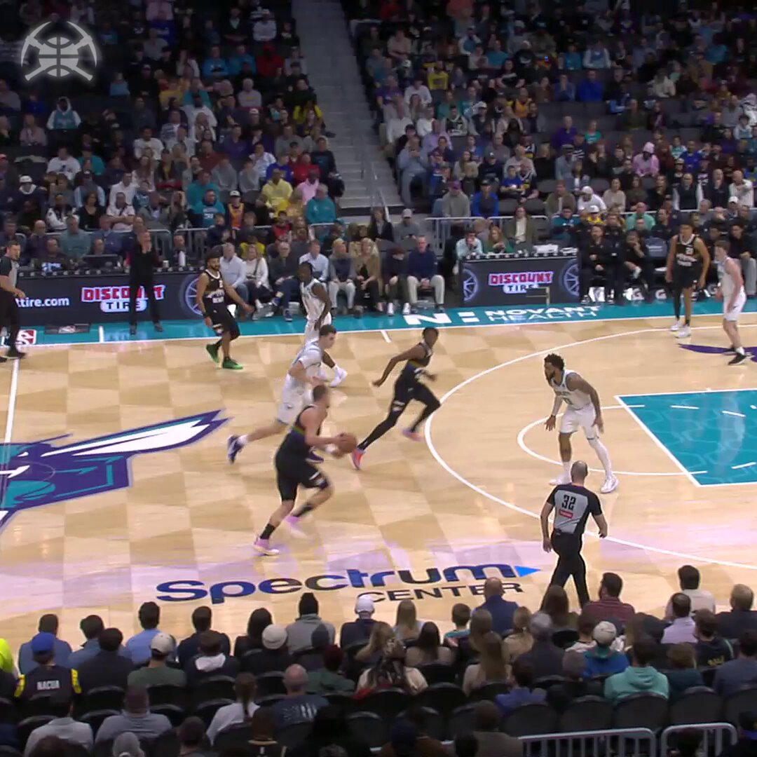 Jok dishin' & P-Wat posterizin' 