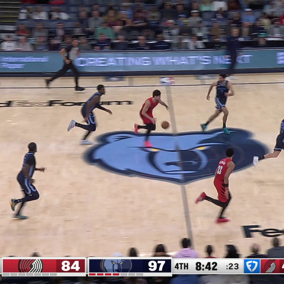 Jaren Jackson Jr. came out of NOWHERE for the chase-down block 

MEM leading late on NBA League Pass: