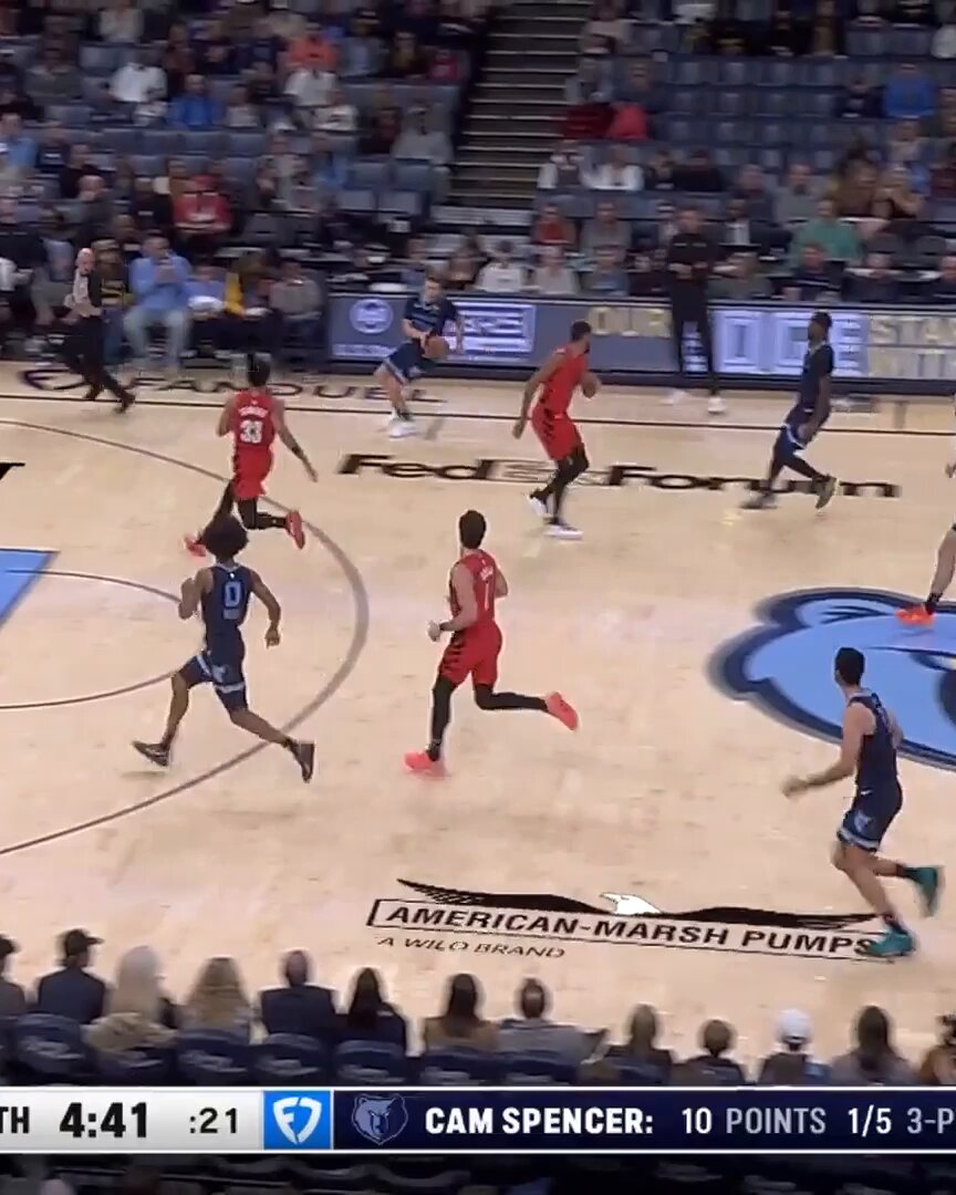 Attack the glass 😤 @santialdama 