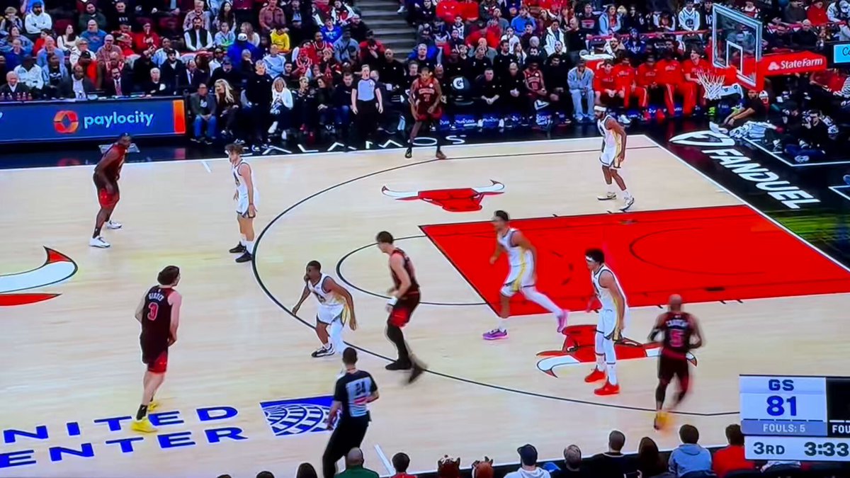 This is officially embarrassing for the Bulls 