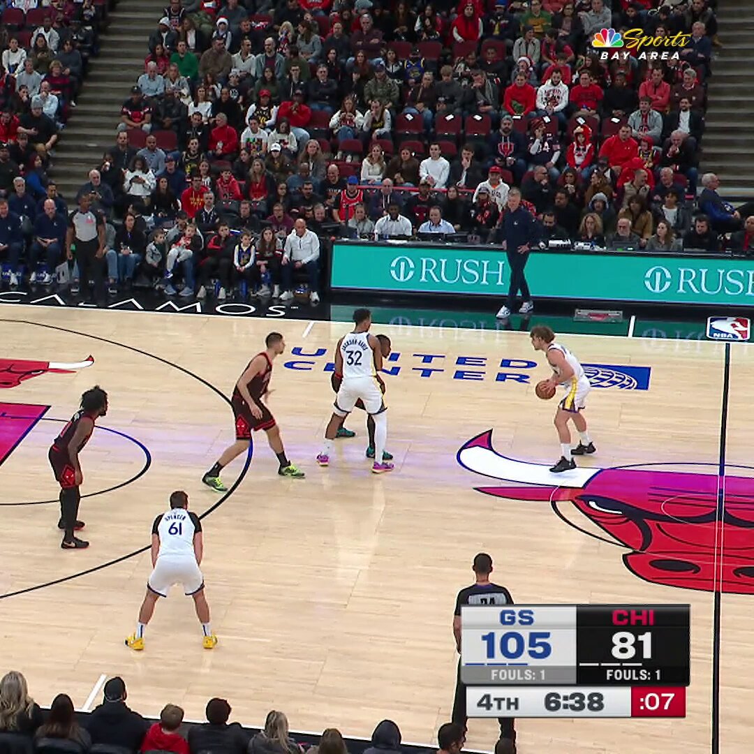 Will Richard for THREE and the bench was loving it 🙌

📺 @NBCSAuthentic 