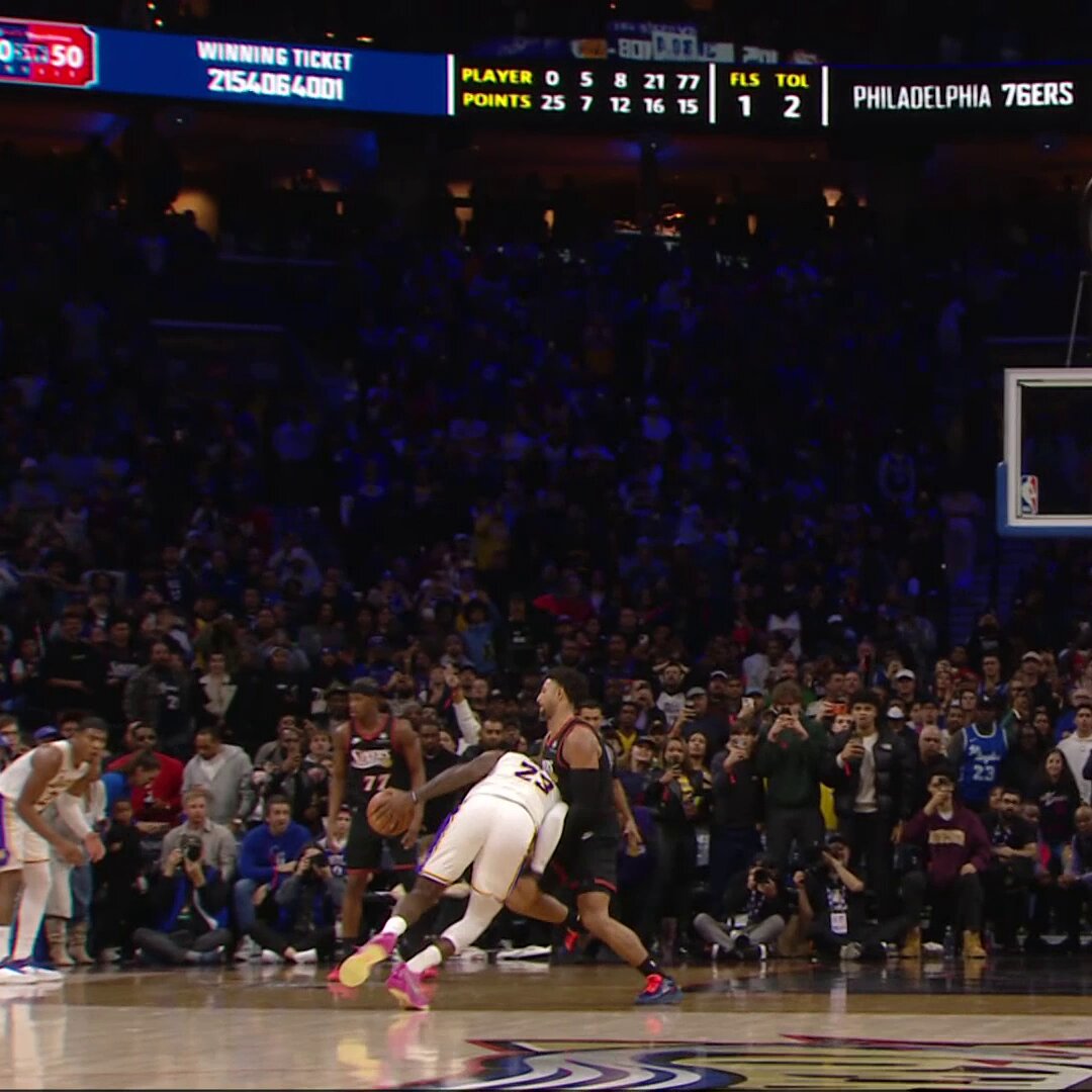 PUT YOUR CROWN ON, KING 

What a show in the final minutes from LeBron James.