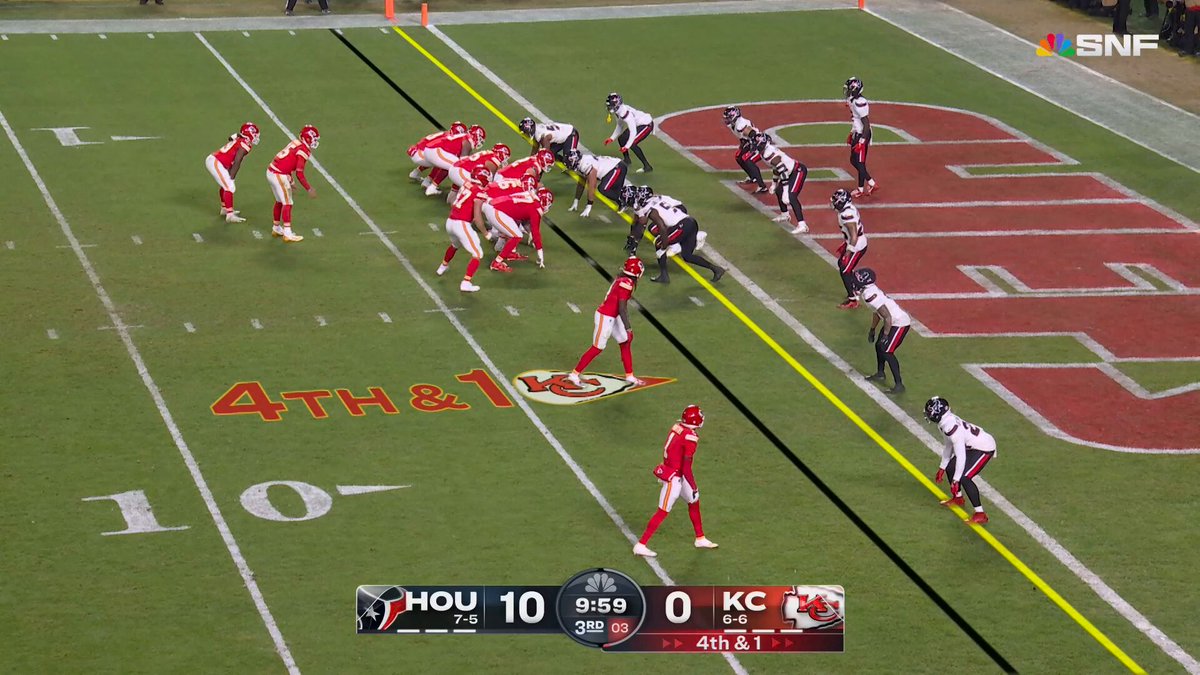 Kareem Hunt puts the @Chiefs on the board

HOUvsKC on NBC
Stream on @NFLPlus + Peacock 