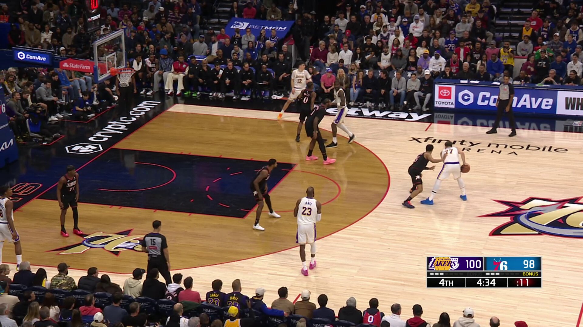 10 straight points. 
On 4 clutch buckets. 
To get the Lakers their 17th win. 

#23, LeBron James