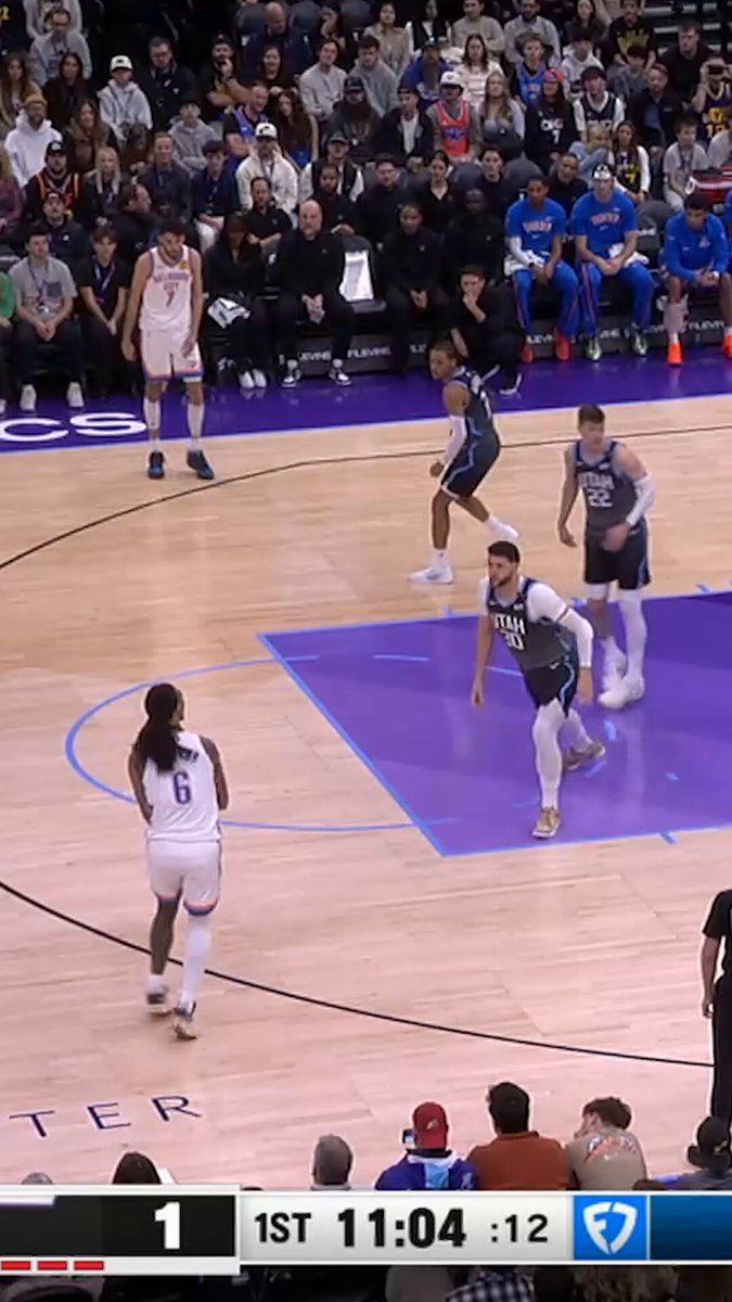 Connected, composed, cohesive. 

Royce's 3 Things from last night's win in Utah 🤳 