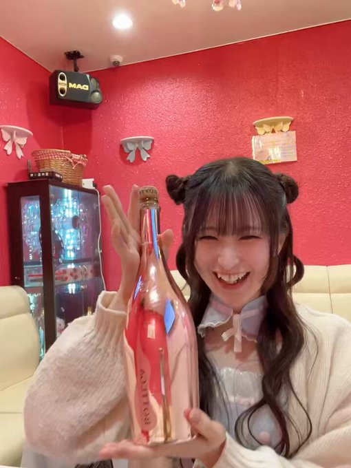 メイドカフェストロベリーのツイート