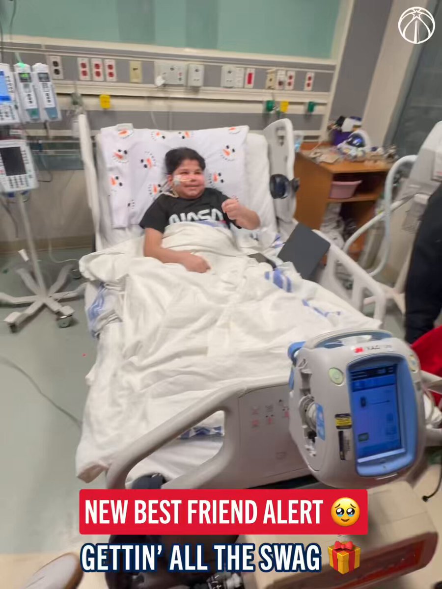 There’s nothing better than putting smiles on patients’ faces! 🥹🎁

#ForTheDistrict | @MedStarHealth 