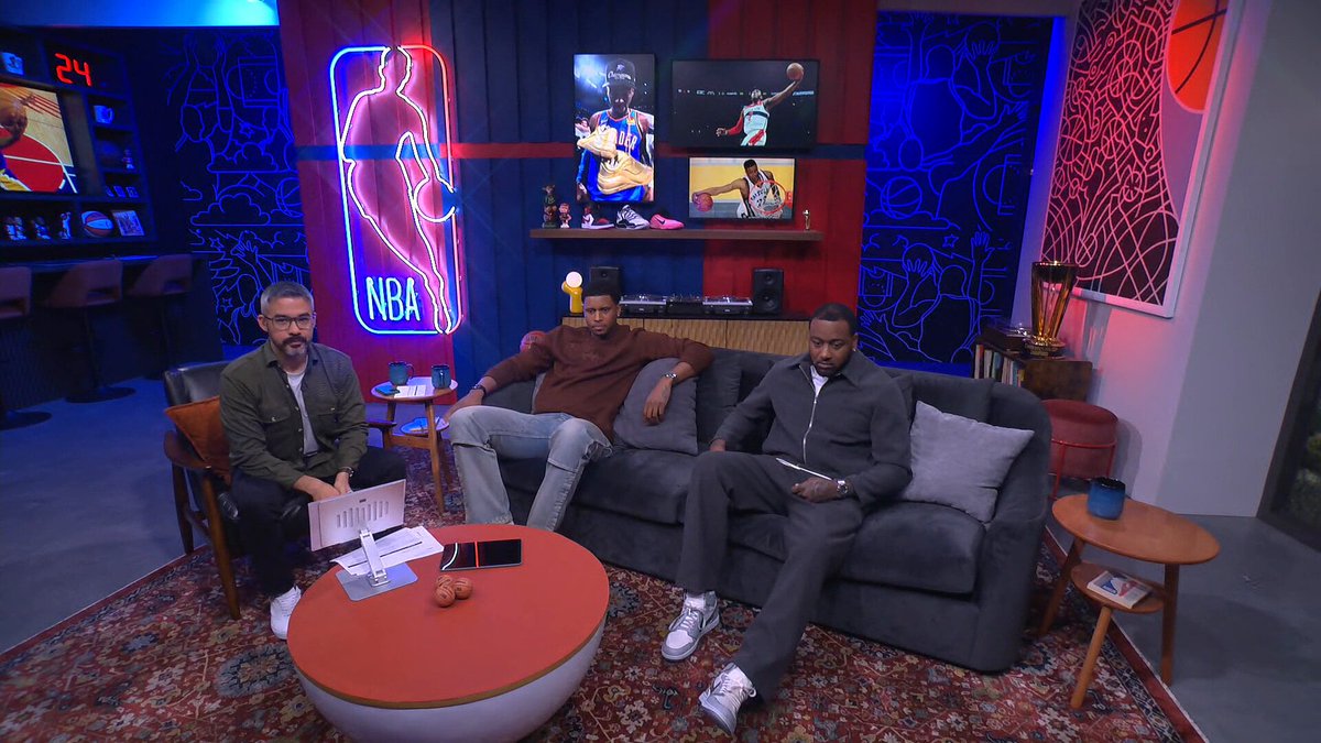 “Everything he does is spectacular.”

@StephenNelson, @RudyGay and @JohnWall celebrate James Harden jumping to 10th on the NBA’s all-time scoring list on The Association! 