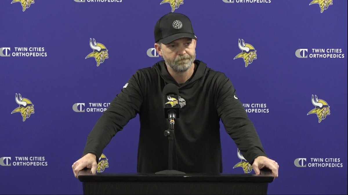 Offensive Coordinator Wes Phillips on @jjmccarthy09's performance on Sunday 