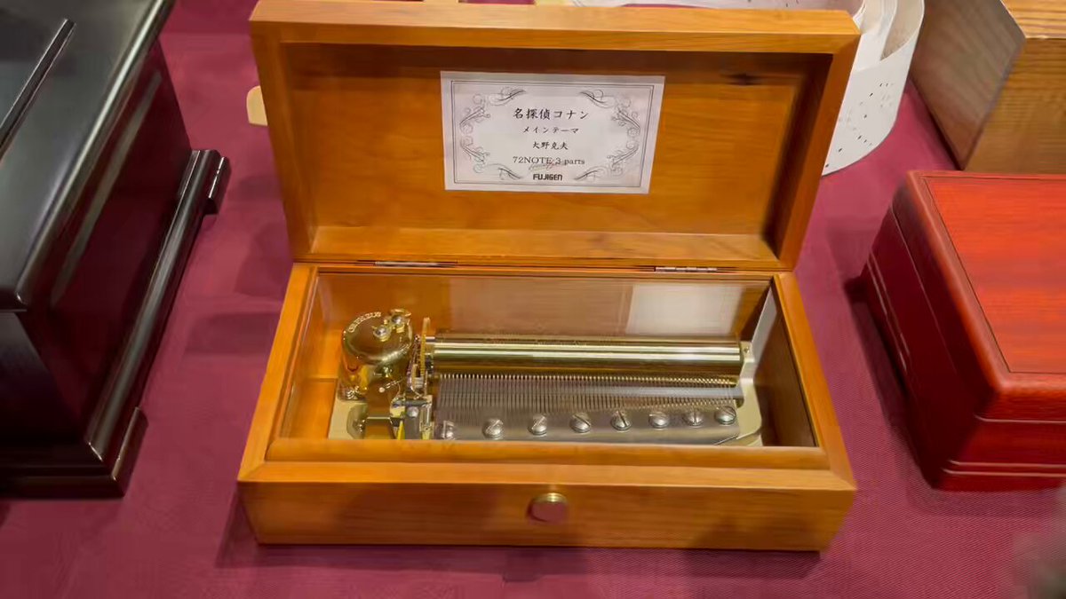 フジゲンハートフィールドオルゴール特集」でご紹介している楽器です