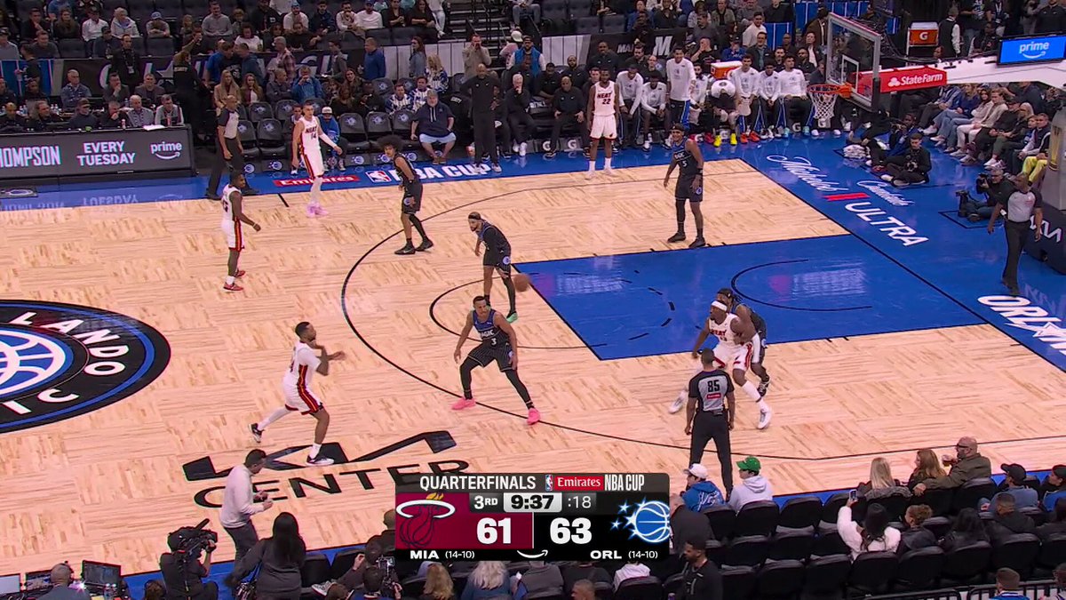 Flex on 'em, Bam 😤 