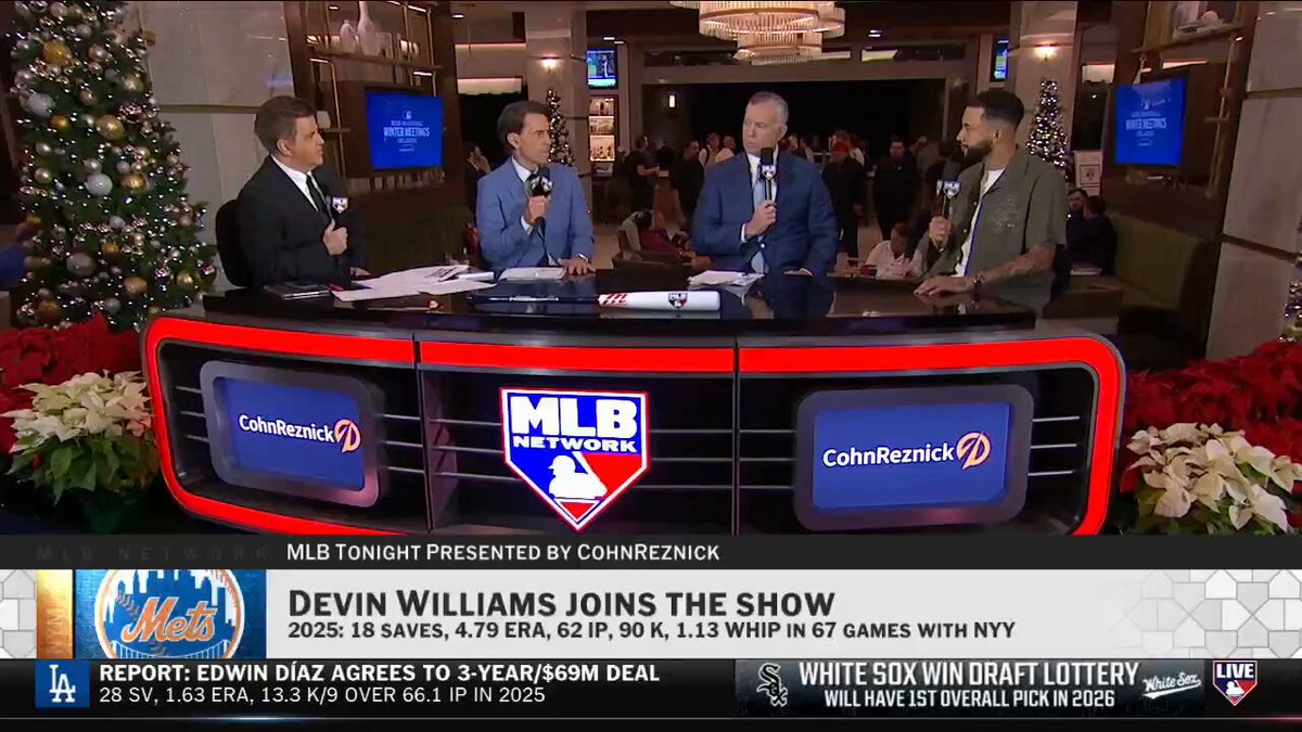 Is it harder to play in New York? Devin Williams tells all 👀

MLB Network + @CohnReznick  