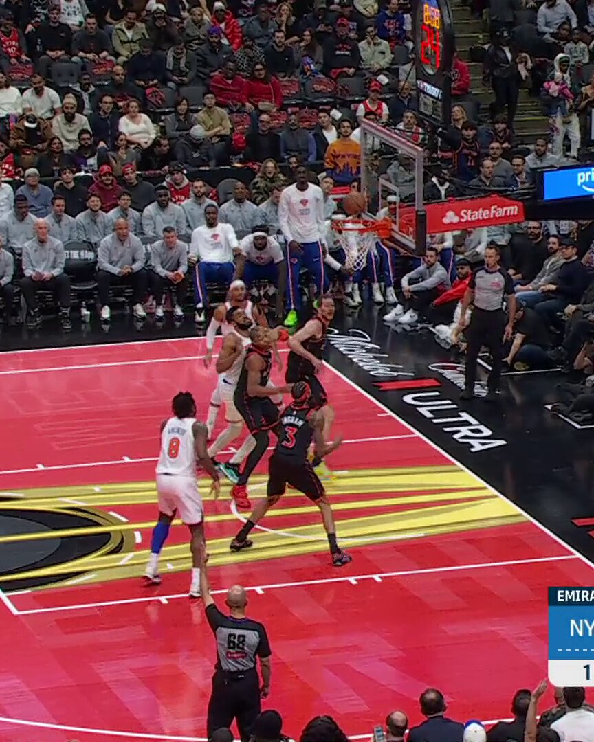 B.I HEATING UP EARLY 🔥

✅ REBOUND
✅ BUCKET + FOUL 