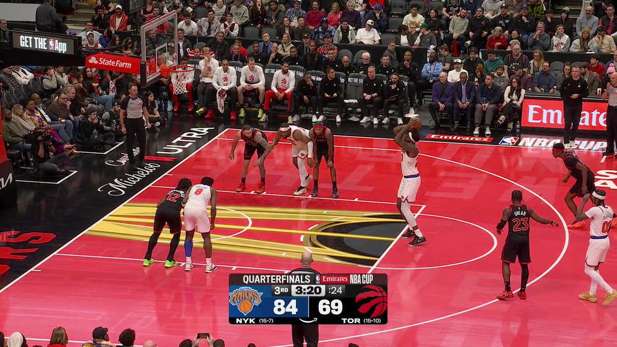 BRUNSON BURNER TRIPLE FOR 33!

Knicks/Raptors on Prime 
🏆 Winner faces ORL in Semifinals in Vegas 