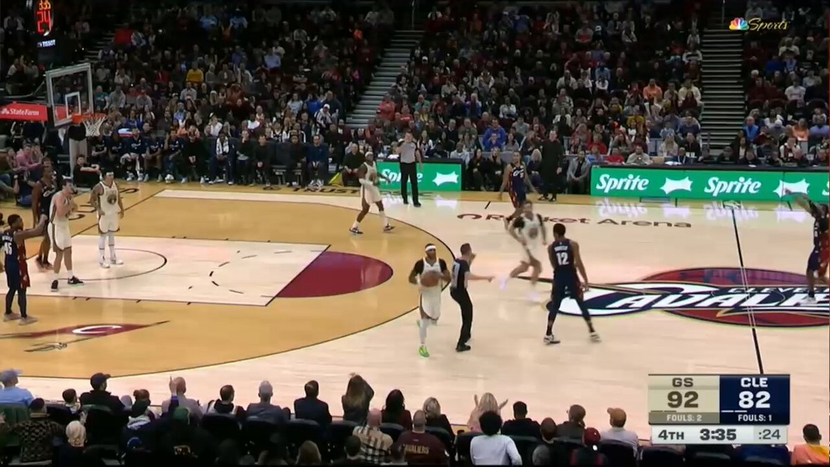 So NO ONE noticed that Kuminga left the bench for several minutes after being taken out in crunch time vs the Cavs. Did this lead to his DNP-CD against the Bulls? Link to full video below 