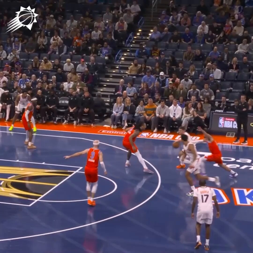 Threes tonight gives you burgers tomorrow.

With 7 threes made in the first half, get a free Western Bacon Cheeseburger® OR a Famous Star® with Cheese tomorrow at a Valley @CarlsJr with the purchase of a large fountain drink. 