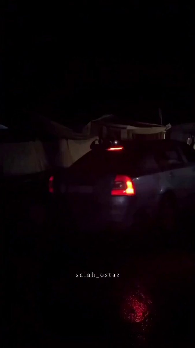 صرخة غزاوي مؤلمة من الخيام بعد تساقط امطار غزيرة :"غرقنا ارحمنا يا الله" #غزة_تغرق 