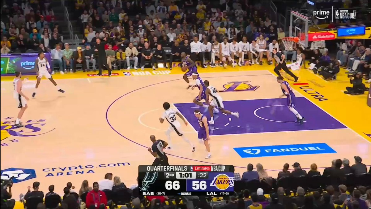 LeBron Raymone James Sr.

That's it. That's the tweet.

 